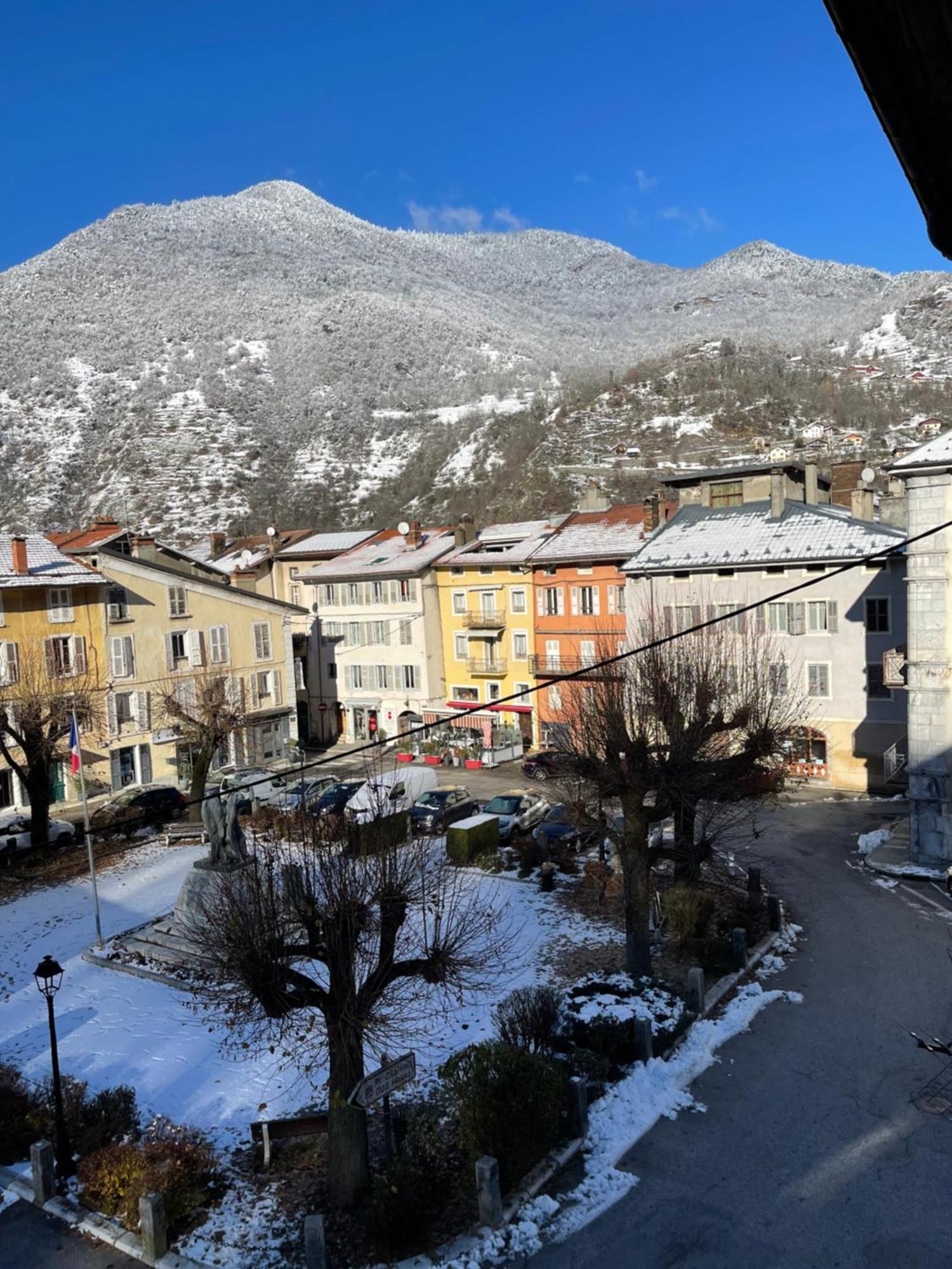 La Montagnette L Oursson Chambre Maison En Travaux De 10H A 17H Мутье Экстерьер фото